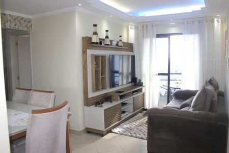 Sala de apartamento à venda com 3 quartos, 64m² em Gopoúva, Guarulhos