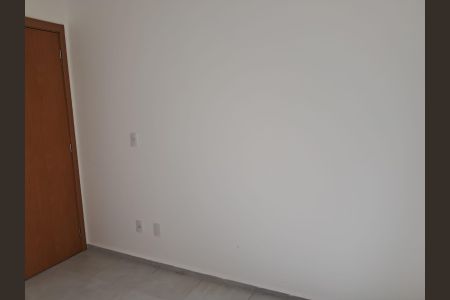 Sala de apartamento para alugar com 2 quartos, 45m² em Inhoaíba, Rio de Janeiro