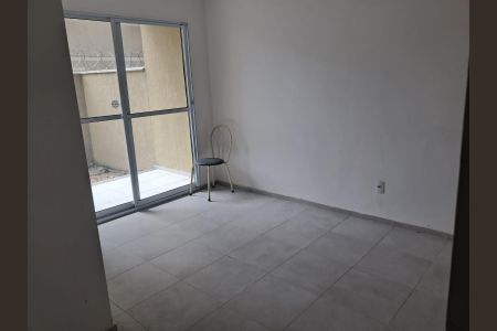 Sala de apartamento para alugar com 2 quartos, 45m² em Inhoaíba, Rio de Janeiro