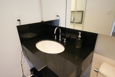 Apartamento à venda com 167m², 4 quartos e 3 vagasBanheiro da Suíte 2