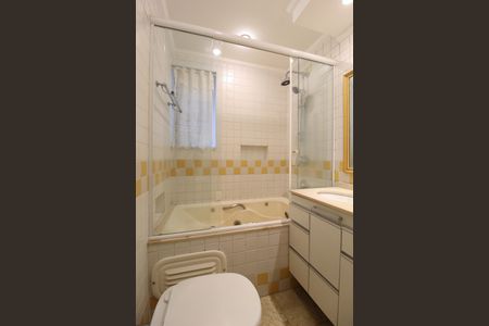 Apartamento à venda com 106m², 3 quartos e 1 vagaBanheiro da Suíte