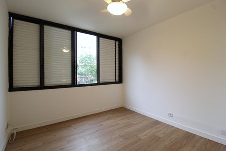 Apartamento à venda com 106m², 3 quartos e 1 vagaQuarto 3 - Suíte