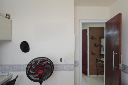 Casa de condomínio à venda com 79m², 2 quartos e 1 vagaQuarto 2