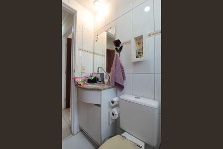 Casa de condomínio à venda com 79m², 2 quartos e 1 vagaBanheiro Social 1