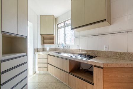 Apartamento para alugar com 83m², 2 quartos e 2 vagasCozinha