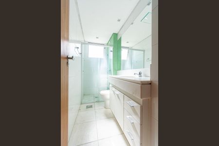 Apartamento para alugar com 83m², 2 quartos e 2 vagasBanheiro