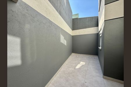 Apartamento à venda com 69m², 2 quartos e sem vagaVaranda