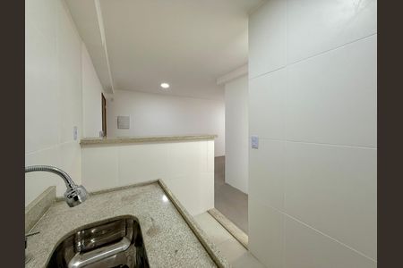 Apartamento à venda com 69m², 2 quartos e sem vagaCozinha