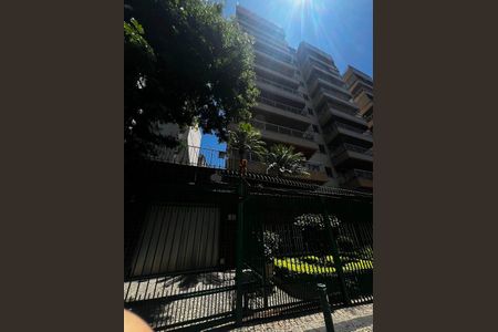 Apartamento à venda com 90m², 3 quartos e 2 vagasFachada