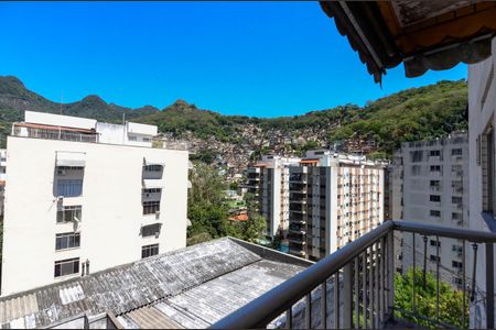 Apartamento à venda com 90m², 3 quartos e 2 vagasSala