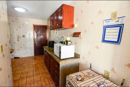 Apartamento à venda com 90m², 3 quartos e 2 vagasCozinha