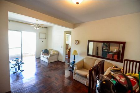 Apartamento à venda com 90m², 3 quartos e 2 vagasSala