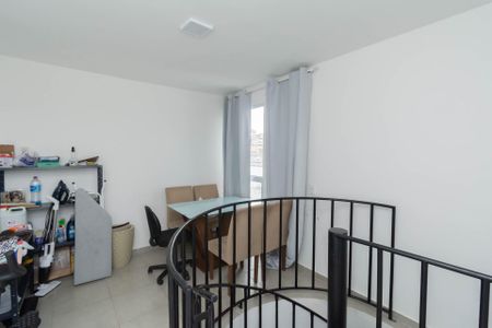 Apartamento à venda com 86m², 2 quartos e 1 vagaCobertura - Sala