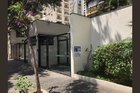 Apartamento à venda com 248m², 3 quartos e 3 vagasFachada 