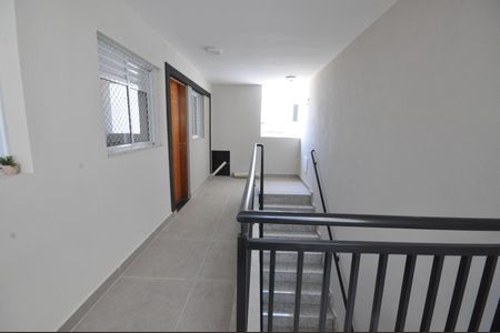 Hall Social de apartamento para alugar com 2 quartos, 45m² em Vila Constança, São Paulo