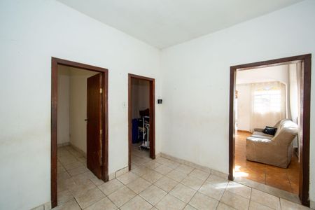 Casa à venda com 140m², 3 quartos e 5 vagasSala