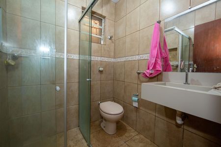 Casa à venda com 140m², 3 quartos e 5 vagasBanheiro Social