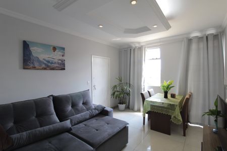 Sala de apartamento para alugar com 3 quartos, 65m² em Santa Amelia, Belo Horizonte