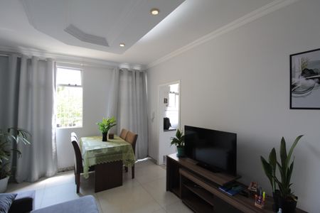 Sala de apartamento para alugar com 3 quartos, 65m² em Santa Amelia, Belo Horizonte