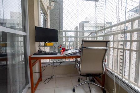 Apartamento à venda com 60m², 2 quartos e 1 vagaVaranda