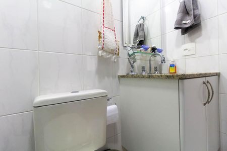 Apartamento à venda com 60m², 2 quartos e 1 vagaBanheiro 2