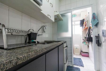 Apartamento à venda com 60m², 2 quartos e 1 vagaCozinha e Área de Serviço