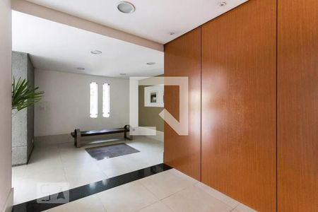 Apartamento para alugar com 120m², 3 quartos e 1 vaga Apartamento para alugar com 120m², 3 quartos e 1 vagaHall social