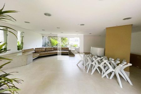 Apartamento para alugar com 120m², 3 quartos e 1 vaga Apartamento para alugar com 120m², 3 quartos e 1 vagaÁrea comum - Salão de festas