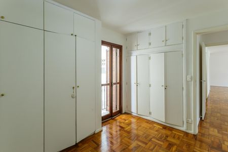 Apartamento para alugar com 120m², 3 quartos e 1 vaga Apartamento para alugar com 120m², 3 quartos e 1 vagaSuíte