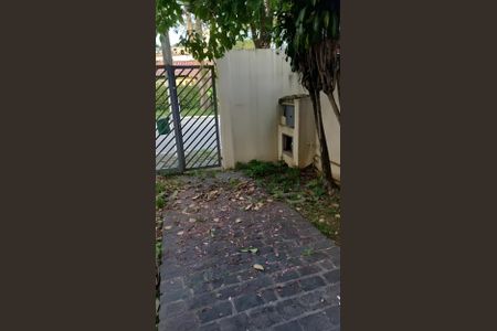 Casa para alugar com 360m², 5 quartos e 6 vagas