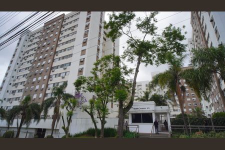 Apartamento à venda com 59m², 2 quartos e 1 vaga Apartamento à venda com 59m², 2 quartos e 1 vagaFachada