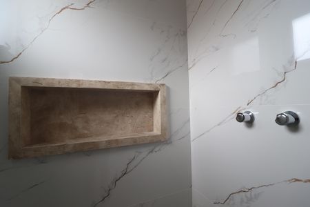 Casa à venda com 199m², 4 quartos e 3 vagasBanheiro Quarto 1 suíte