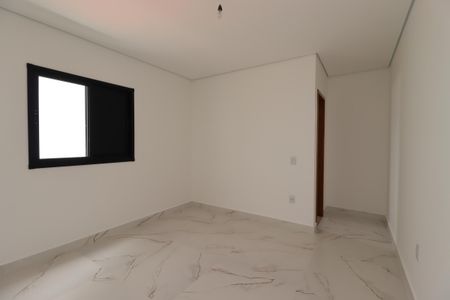 Casa à venda com 200m², 4 quartos e 4 vagasSuíte 1