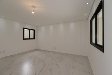 Sala de casa à venda com 4 quartos, 200m² em Vila Curuçá, Santo André
