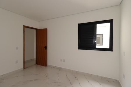 Casa à venda com 200m², 4 quartos e 4 vagasQuarto 2