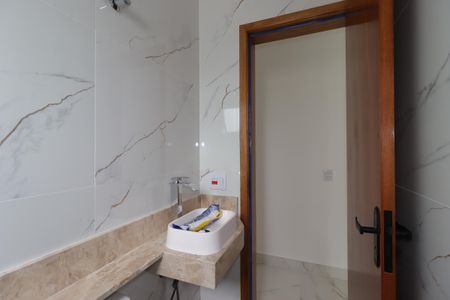 Casa à venda com 200m², 4 quartos e 4 vagasBanheiro Social