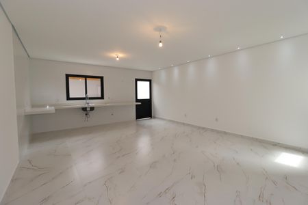 Casa à venda com 200m², 4 quartos e 4 vagasCozinha