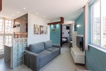 Sala de apartamento à venda com 1 quarto, 47m² em Grajaú, Rio de Janeiro