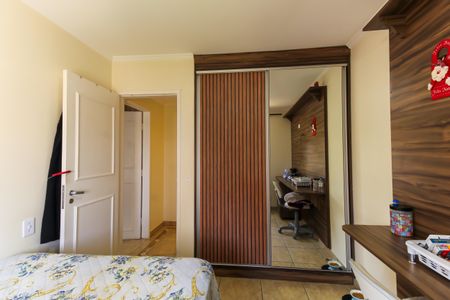 Apartamento à venda com 139m², 4 quartos e 3 vagasQuarto 3