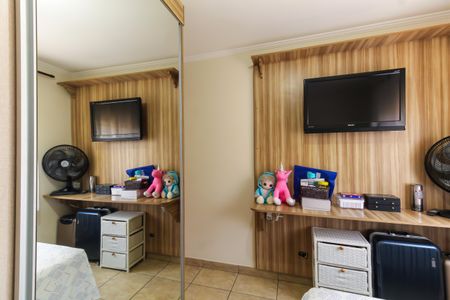 Apartamento à venda com 139m², 4 quartos e 3 vagasQuarto 2 - Suíte