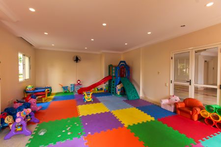 Apartamento à venda com 139m², 4 quartos e 3 vagasBrinquedoteca