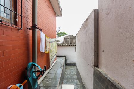 Casa à venda com 300m², 3 quartos e 3 vagas Casa à venda com 300m², 3 quartos e 3 vagasCorredor Externo Casa 3