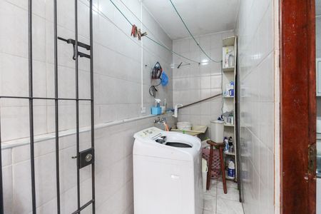 Casa à venda com 300m², 3 quartos e 3 vagas Casa à venda com 300m², 3 quartos e 3 vagasÁrea de Serviço Cozinha Casa 3