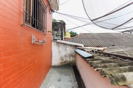 Casa à venda com 300m², 3 quartos e 3 vagas Casa à venda com 300m², 3 quartos e 3 vagasCorredor Externo Casa 3