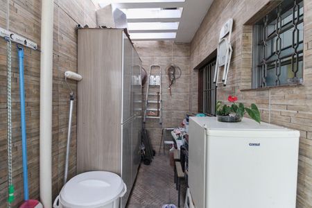 Casa à venda com 300m², 4 quartos e 3 vagasÁrea de Serviço 1