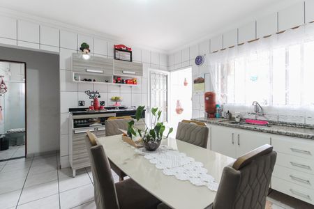 Casa à venda com 300m², 4 quartos e 3 vagasCozinha Casa 2