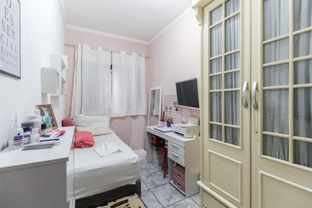 Casa à venda com 300m², 4 quartos e 3 vagasQuarto 2 Casa 1