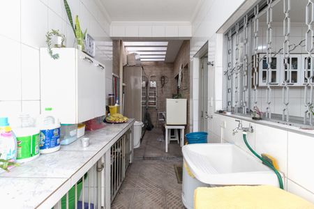 Casa à venda com 300m², 4 quartos e 3 vagasÁrea de Serviço 1