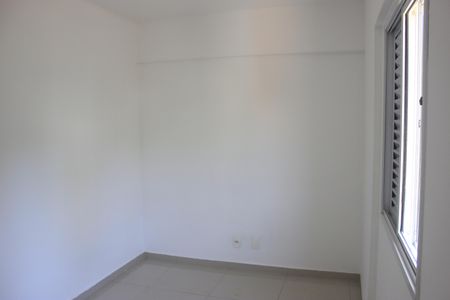 Apartamento para alugar com 72m², 3 quartos e 1 vagaQuarto 2