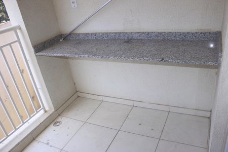 Apartamento para alugar com 72m², 3 quartos e 1 vagaVaranda